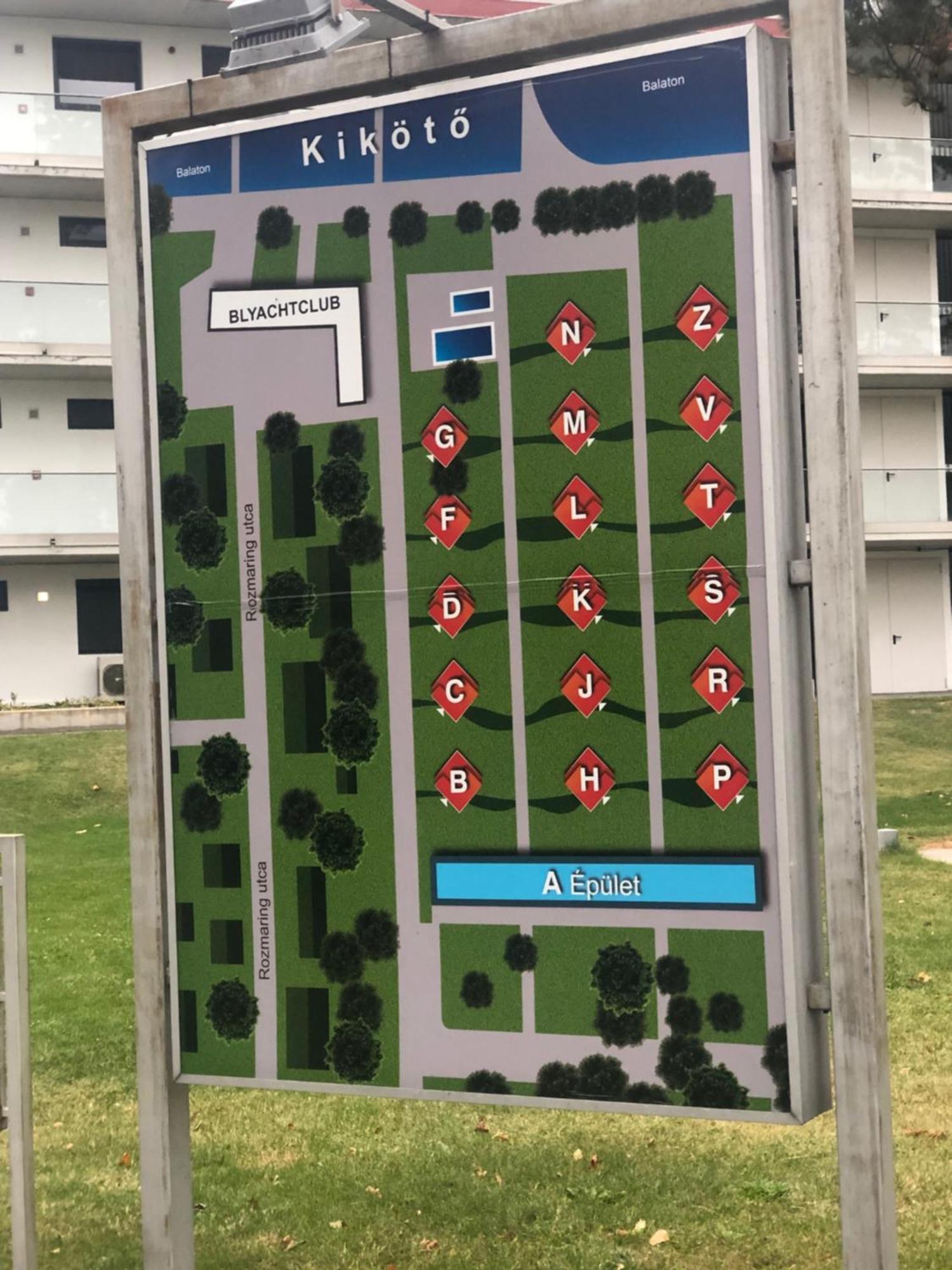 Bavaria Club Apartman Balatonlelle Exterior foto