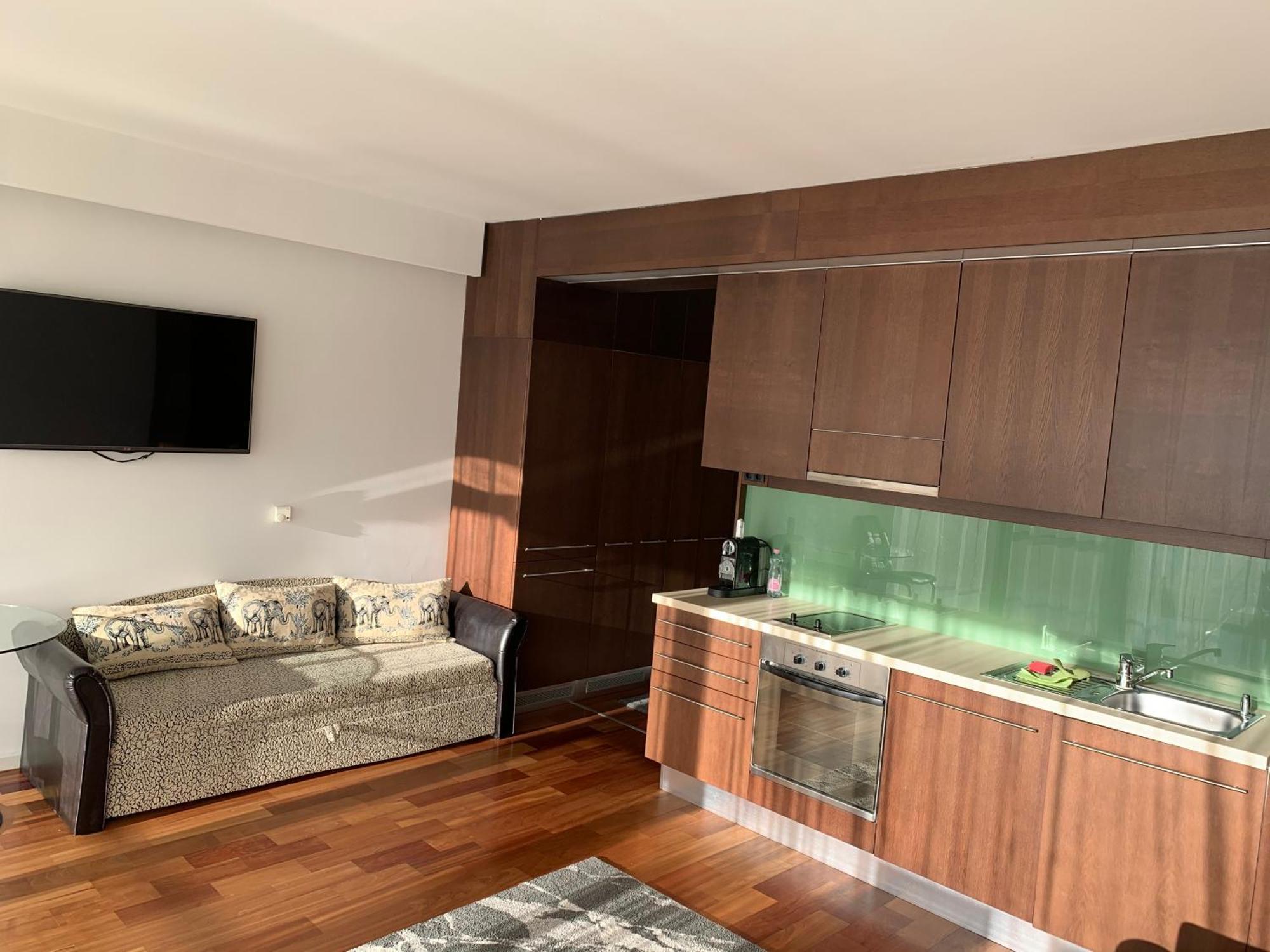 Bavaria Club Apartman Balatonlelle Exterior foto